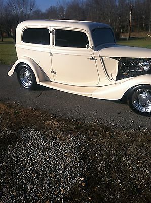 Ford : Other 2 DOOR SEDAN 1934 ford sedan previously owned by wynonna judd