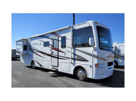 2011 Four Winds HURRICANE 32A