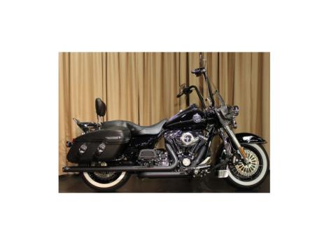 2009 Harley-Davidson Touring FLHRC - TOURING ROADKING CLASSIC