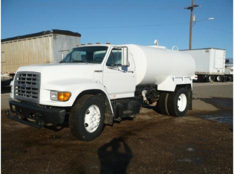 1999 FORD F750
