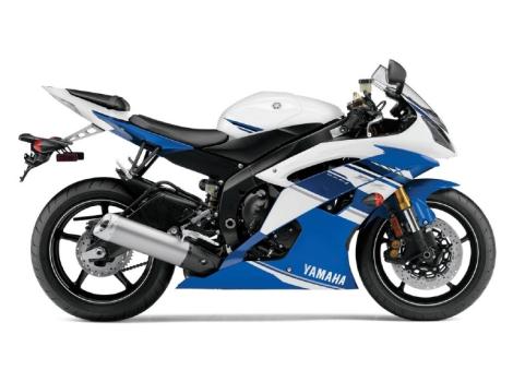 2014 Yamaha YZF-R6 - Team Yamaha Blue/White, Rapid Red/White