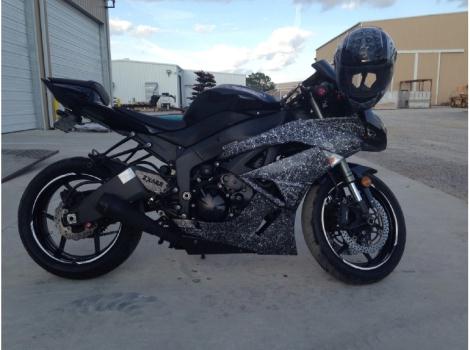 2009 Kawasaki Ninja ZX-6R MONSTER ENERGY