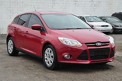 Ford : Focus SE Hatchback 4-Door Only 5k Miles Automatic Hatchback Sync Like New Clea Car Rebuilt Salvage Fusion