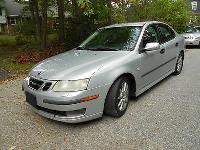 Saab : 9-3 2.0 turbo 2003 saab 9 3 150 k miles very clean in out looks and drives great no issue