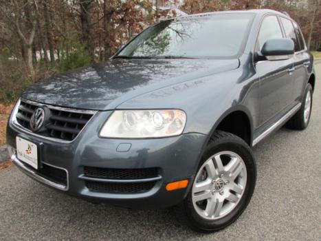 Volkswagen : Touareg 4dr V8 04 vw touareg v 8 only 60 k miles no accidents heated seats gray leather rare