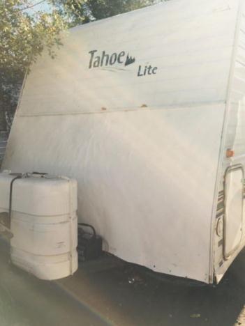 2002 Tahoe for travel light trailer camper