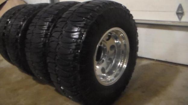 set of 4 super swamper trxus sts 33x12.50R16LT tires with mickey thomp, 1