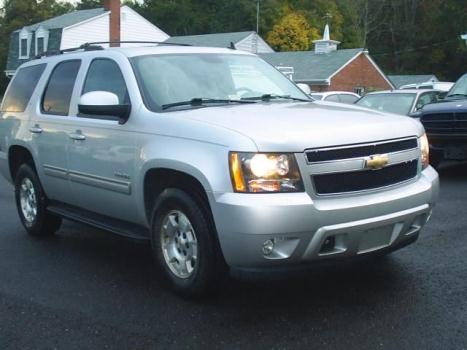 2011 Chevy Tahoe 2 wd mint
