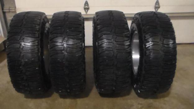 set of 4 super swamper trxus sts 33x12.50R16LT tires with mickey thomp, 3