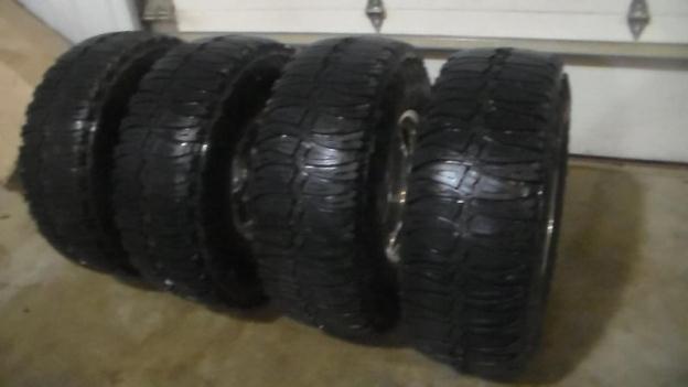 set of 4 super swamper trxus sts 33x12.50R16LT tires with mickey thomp, 0