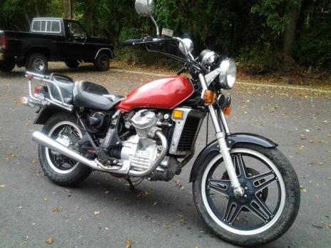 1981 HONDA GL500 needs tlc  not running COMPLETE W TITLE