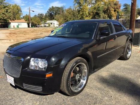 2008 chrysler 300 in excellent condition