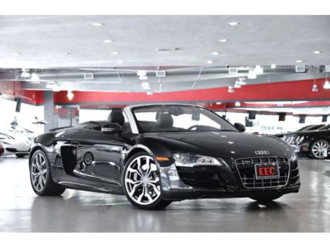 Audi : R8 V10 Nicely equipped Black on Black V10