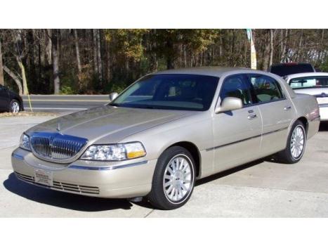 Lincoln : Town Car 1-OWNER 39K A SUPER NEAT CLASSY SMOOTH CRUISER NICE-SIGNATURE-SERIES-LEATHER-4.6L-V8-LOADED-LOW-MILE-PREMIUM-PERSONAL-LIMOUSINE