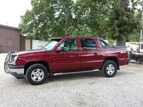 05 CHEVY AVALANCHE 4X4