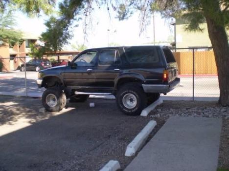 93 Toyota 4runner, SR5, Lifted