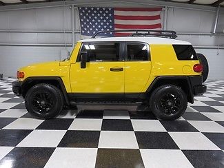 Toyota : FJ Cruiser 4x4 Automatic Yellow Clean Carfax Warranty Financing New Tires & Black Wheels Low Miles Extra's Clean