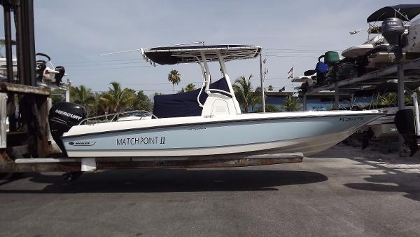 2014 Boston Whaler 24 DAUNTLESS