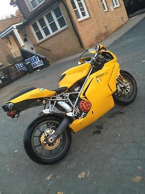 Ducati : Superbike Ducati 749