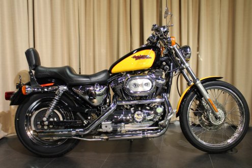 2003 Harley-Davidson Sportster XL883 - 883 SPORSTER BLACK / 1