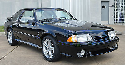 Ford : Mustang SVT Cobra 1993 ford mustang svt cobra