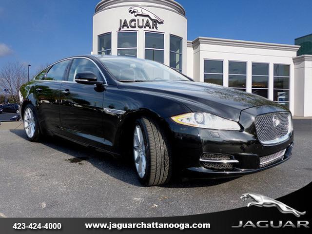 Jaguar : XJ Base Sedan 4-Door 3.0 all wheel drive