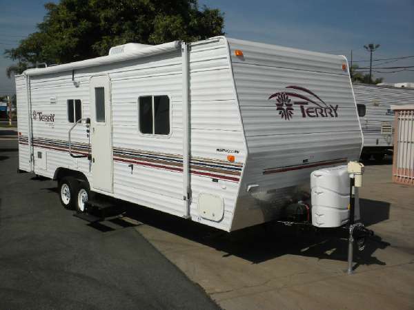 2007 Fleetwood Wilderness 3202BDS