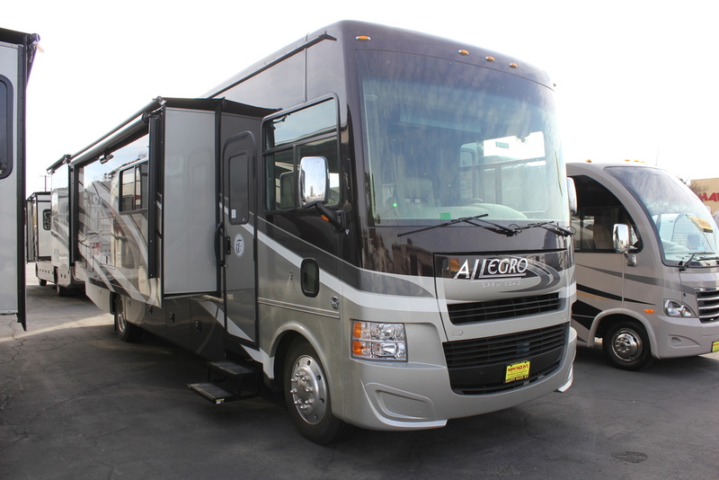 2015 Tiffin Motorhomes Allegro RED 33 AA