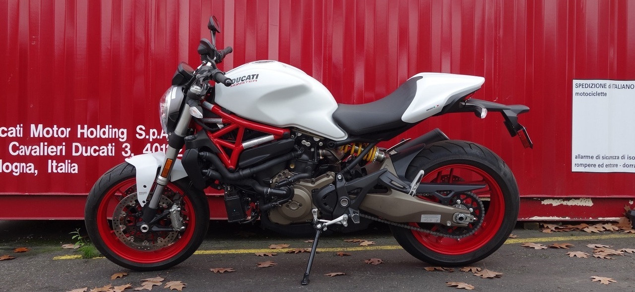 2015 Ducati MONSTER 821 DEMO