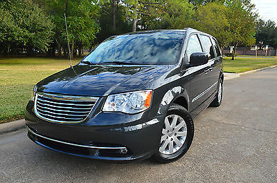 Chrysler : Town & Country TOURING 2012 chrysler town country touring nav dvd stow n go