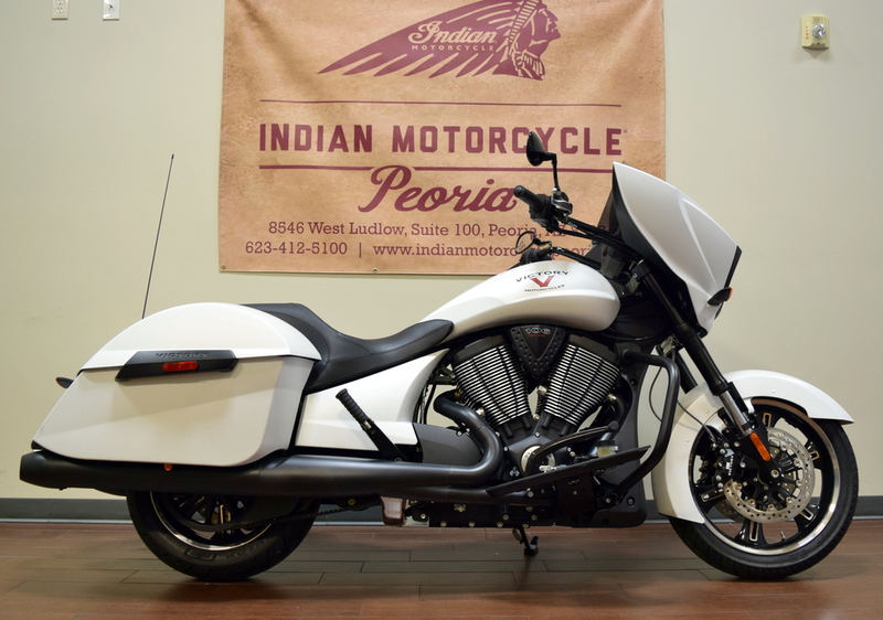 2016 Victory Cross Country Suede Pearl White