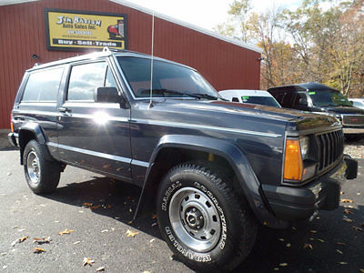 Jeep : Cherokee 2-door Pioneer 4x4 1990 jeep cherokee 2 door 4 x 4 pioneer 4.0 l 4 speed auto low miles clean