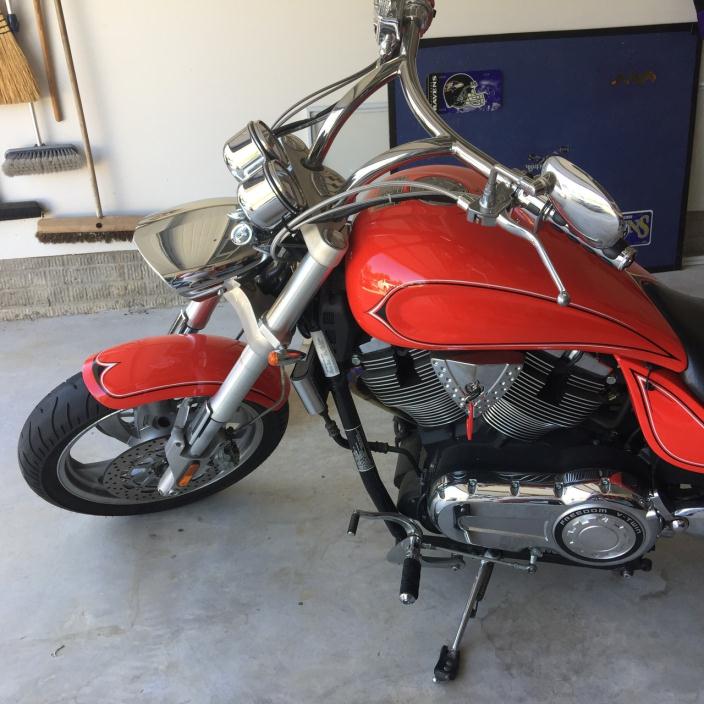 2005 Victory Hammer RED