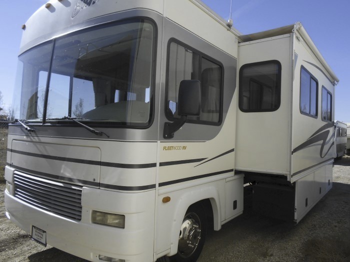 2008 Fleetwood Bounder 38P