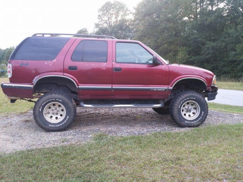 1999 GMC   JIMMY  4X4  BRUG IN COLOR, LEFTKIT,AC HEAT