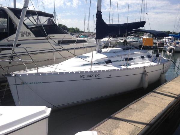 1991 Beneteau First 310