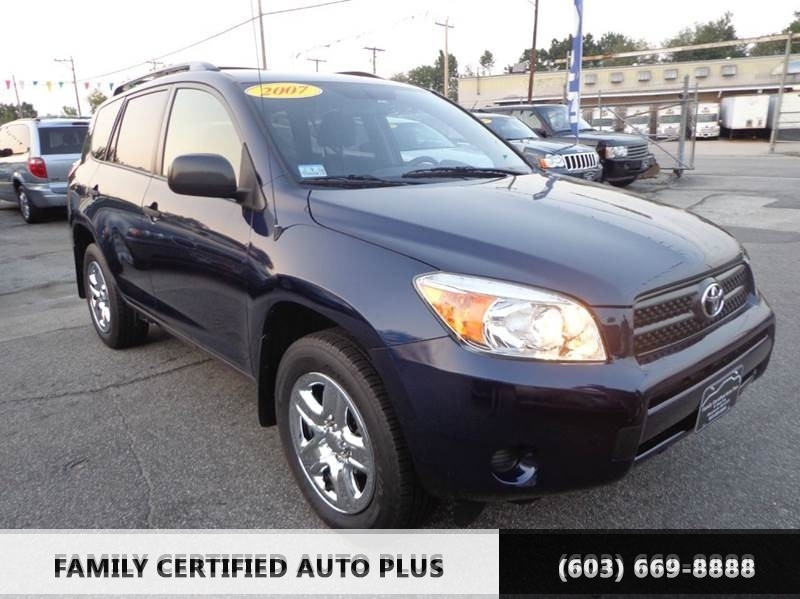 2007 Toyota RAV4 Base 4dr SUV 4WD I4