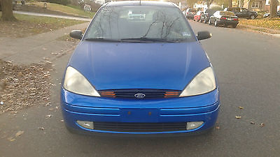 Ford : Focus ZX3 2000 ford focus zx 3 clean looks and runs good