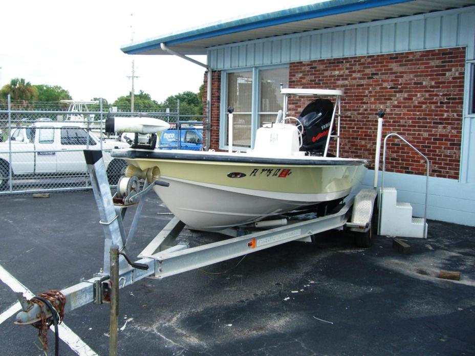 2003 Hewes 21 REDFISHER