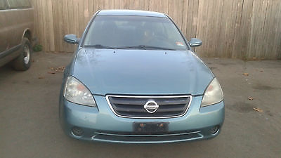 Nissan : Altima Base Sedan 4-Door 2003 nissan altima clean inside and out
