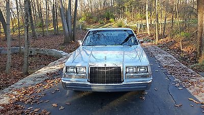 Lincoln : Continental 1987 classic lincoln continental excellent condition