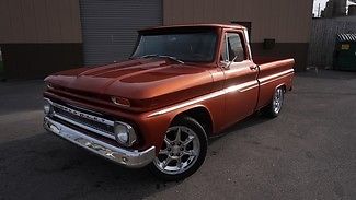 Chevrolet : C-10 RESTOMOD PROTOURING FUEL INJECTED 6.0 LITRE CUSTOM LEATHER 4 WHEEL DISC AIR CONDITIONING