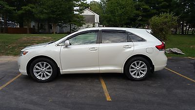 Toyota : Venza Base  2011 toyota venza all wheel drive like new