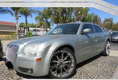Chrysler : 300 Series Touring Chrysler 300 Touring Edition 2006 light green sweet ride. like a couch on wheels