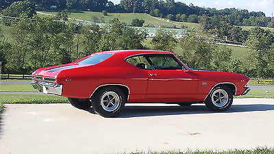 Chevrolet : Chevelle SS trim but not original SS Award winning show and drive car with best of everything!