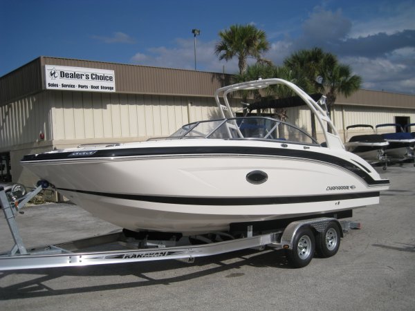 2016 Chaparral 250 Suncoast Outboard
