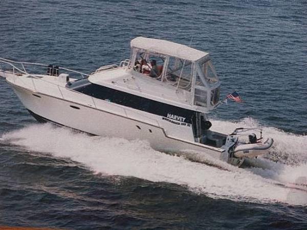 1991 Luhrs 3400 Motor Yacht
