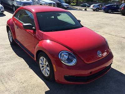 Volkswagen : Beetle-New 1.8T Entry PZEV Hatchback 2-Door Automatic 6-Speed 2014 volkswagen beetle 1.8 t entry pzev automatic 6 speed fwd i 4 1.8 l gasoline