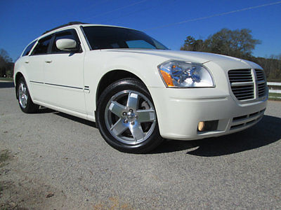 Dodge : Magnum LIKE NEW 237 MILES RT 5.7 HEMI AWD NAVIGATION REAR 237 miles 1 owner clean carfax rt 5.7 l hemi awd htd leather navigation rear dvd