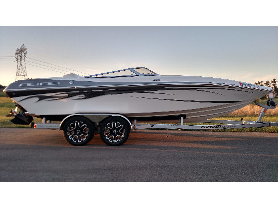 2012 Checkmate Boats Inc ZT230BR